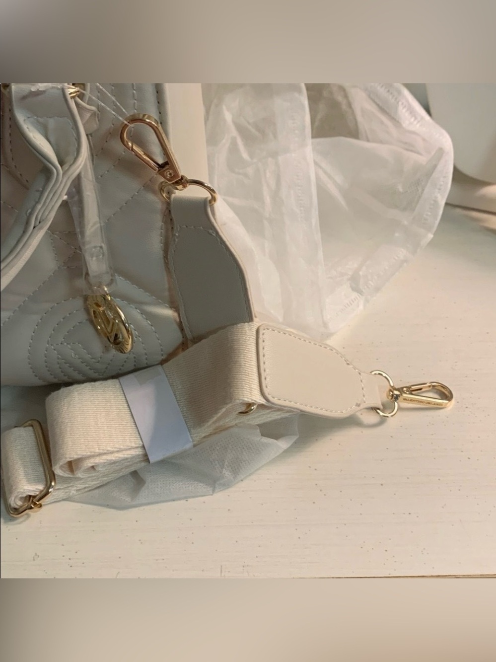 Valentino Orlandi Cream
Quilted Bag - Picture 8 of 12